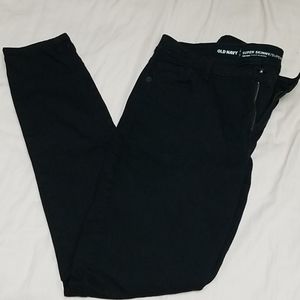 Black skinny jeans